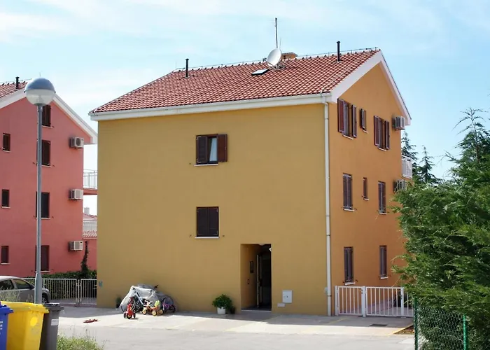 With A Parking Space * Malinska