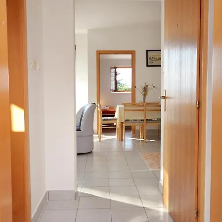 With A Parking Space Appartement *